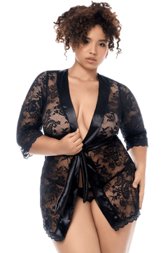 Peignoir en dentelle grande taille avec string assorti